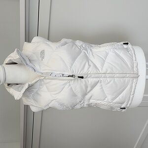 The North Face Women's Cream Puffer Jacket